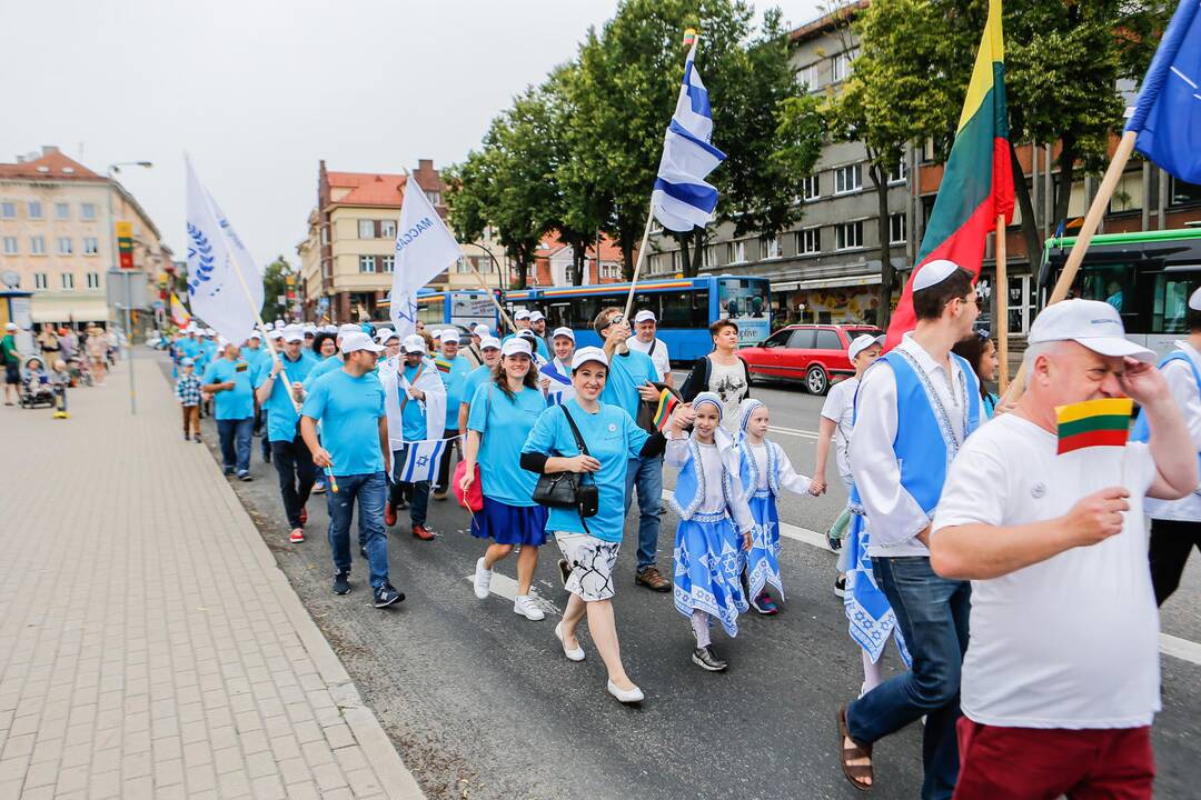 Klaipėda iškilmingai švenčia Valstybės dieną