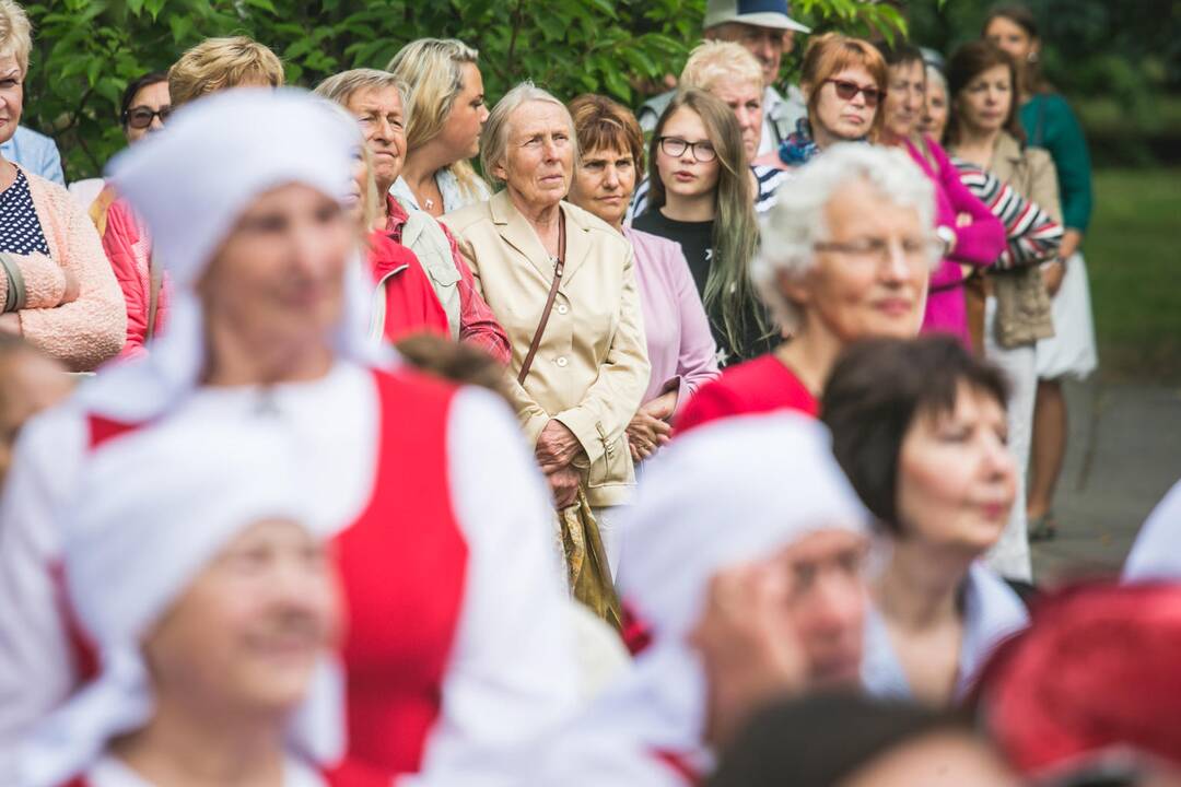 Klaipėda iškilmingai švenčia Valstybės dieną