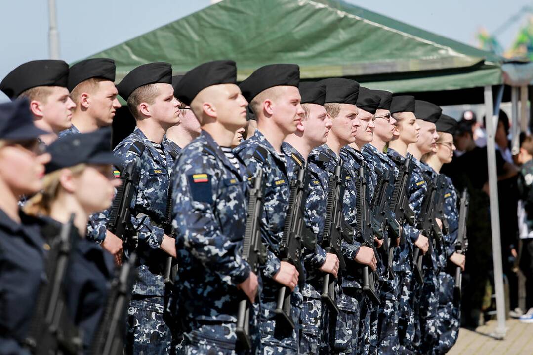 Karininkų vadų  priesaikos ceremonija