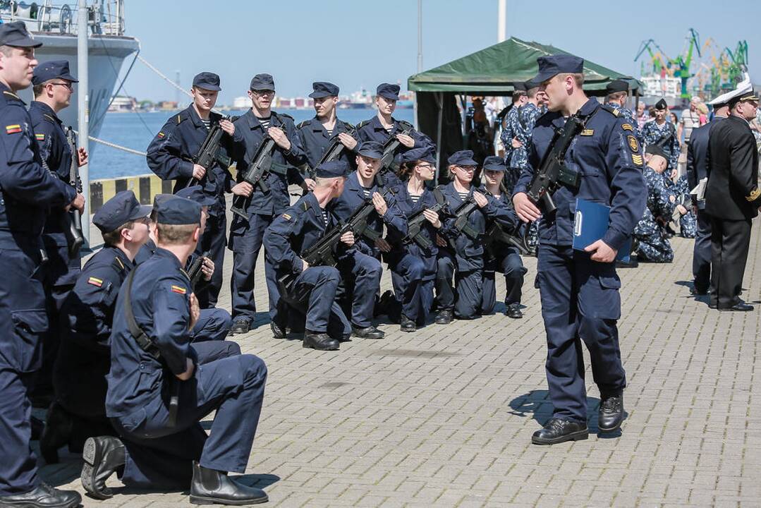 Karininkų vadų  priesaikos ceremonija