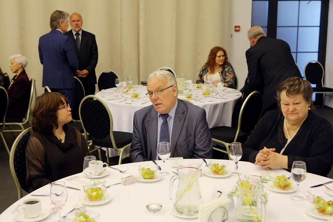 Maldos pusryčiai