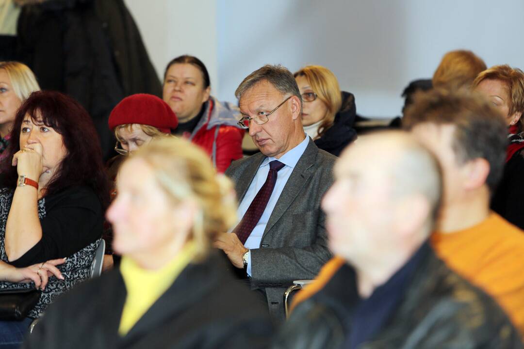 Naujojo turgaus rekonstrukcijos prastatymas