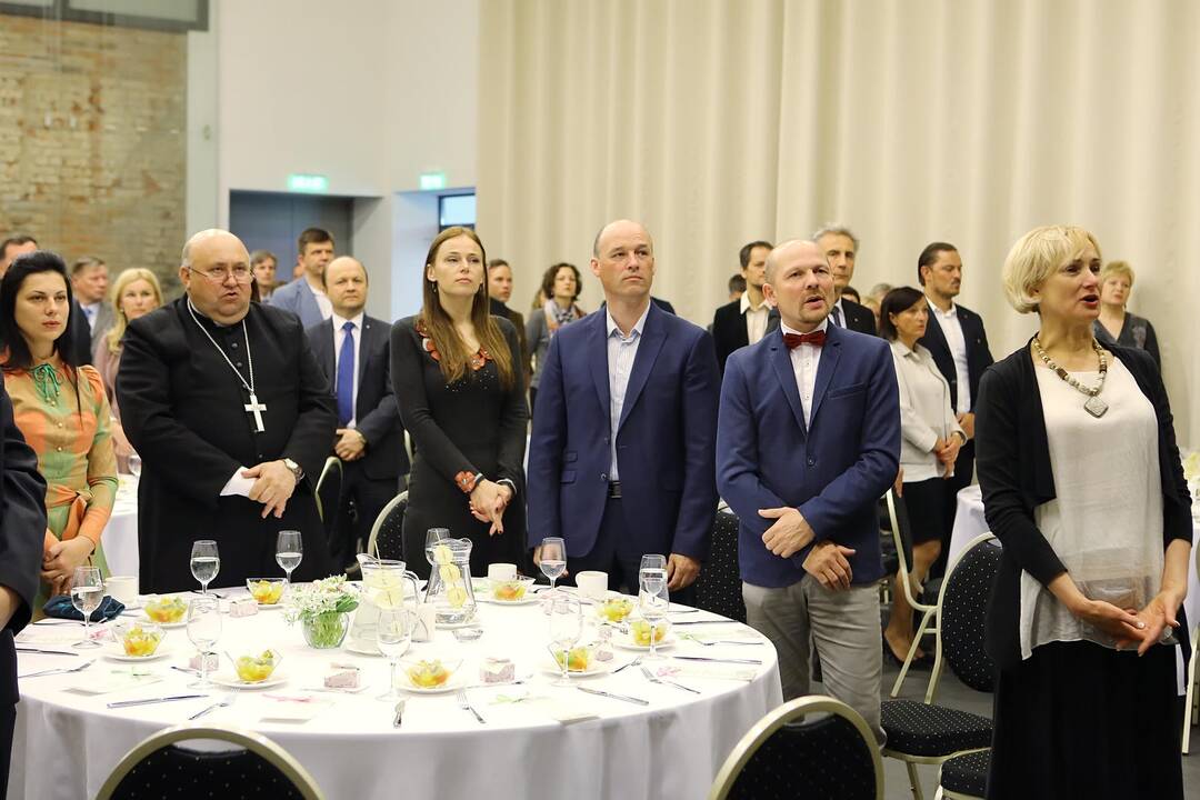 Maldos pusryčiai