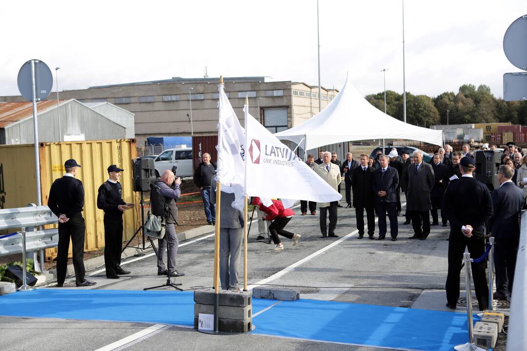 Estakados per geležinkelio kelius ir Nemuno gatvę atidarymas