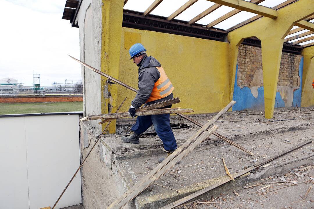 Stadione nebeliko VIP tribūnos