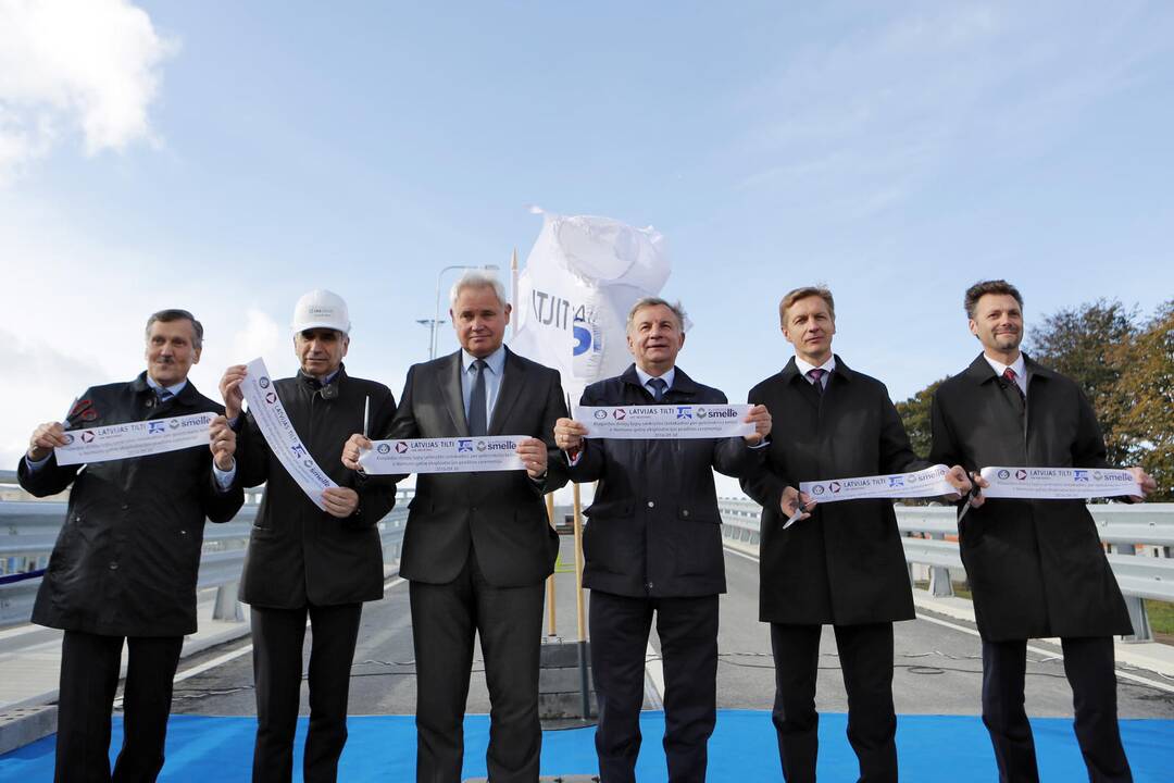 Estakados per geležinkelio kelius ir Nemuno gatvę atidarymas
