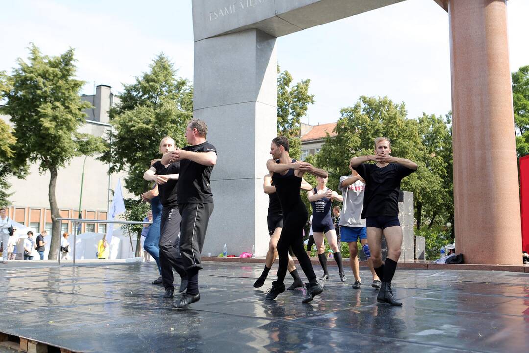 Klaipėdos valstybinio muzikinio teatro baleto trupės repeticija ORE