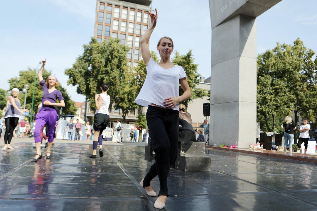 Klaipėdos valstybinio muzikinio teatro baleto trupės repeticija ORE