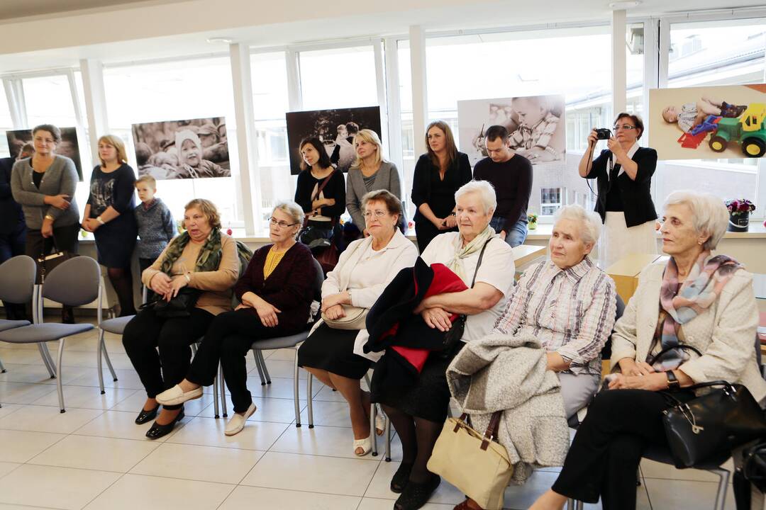 Atidaryta fotografijų paroda „Mažų širdelių paslaptys“