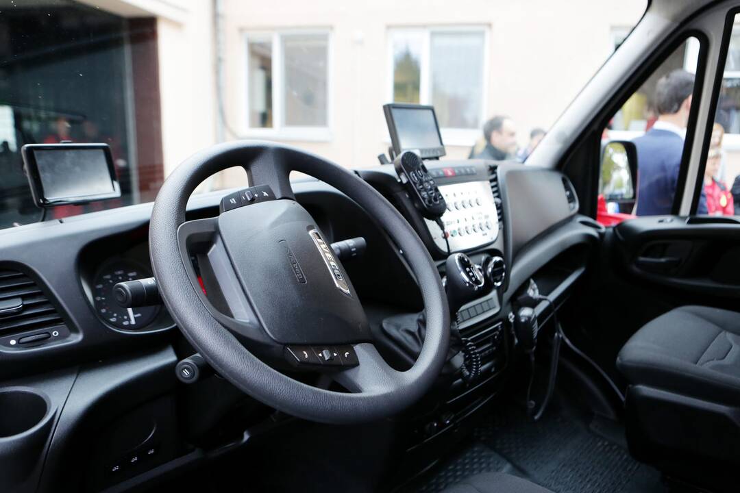 Miestas padovanojo greitosios pagalbos automobilį