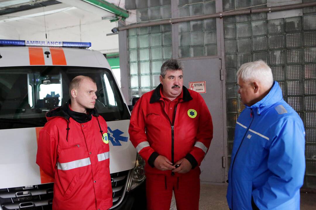 Miestas padovanojo greitosios pagalbos automobilį