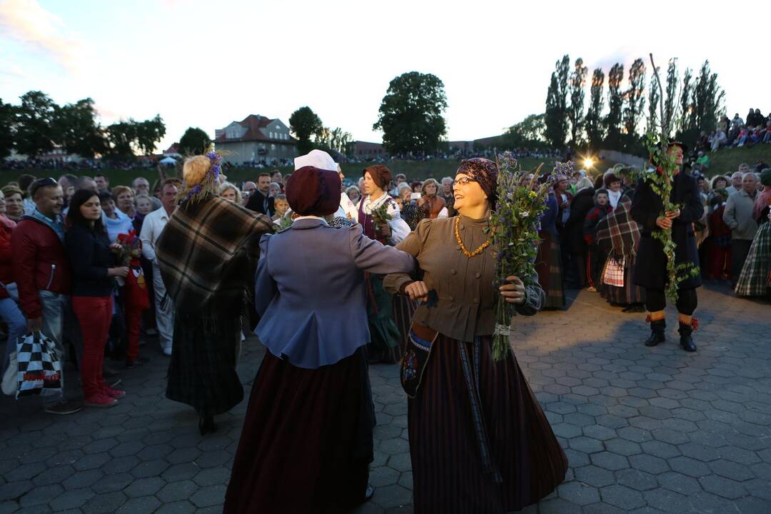 Klaipėdoje – Joninių linksmybės ir burtai