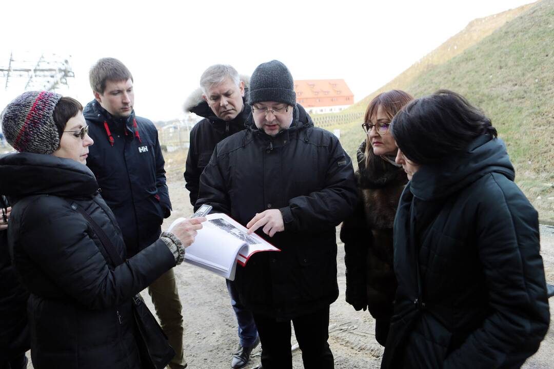 Apžiūrėjo buvusią jachtų klubo "Neptūnas" bazę