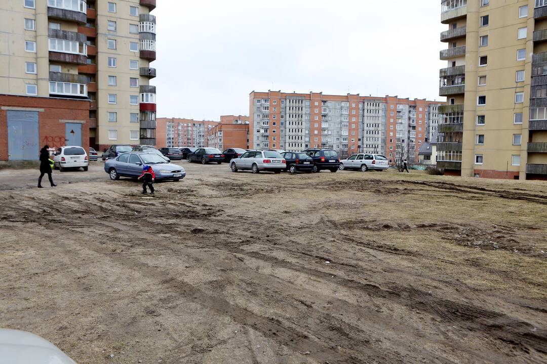 Uostamiesčio vairuotojai laužo galvas