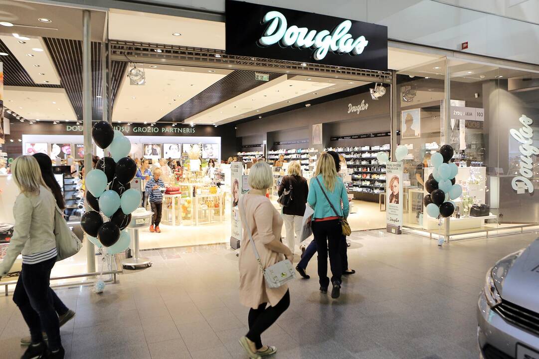Išskirtinė kosmetika klaipėdiečiams – didesnėje „Douglas“ parduotuvėje