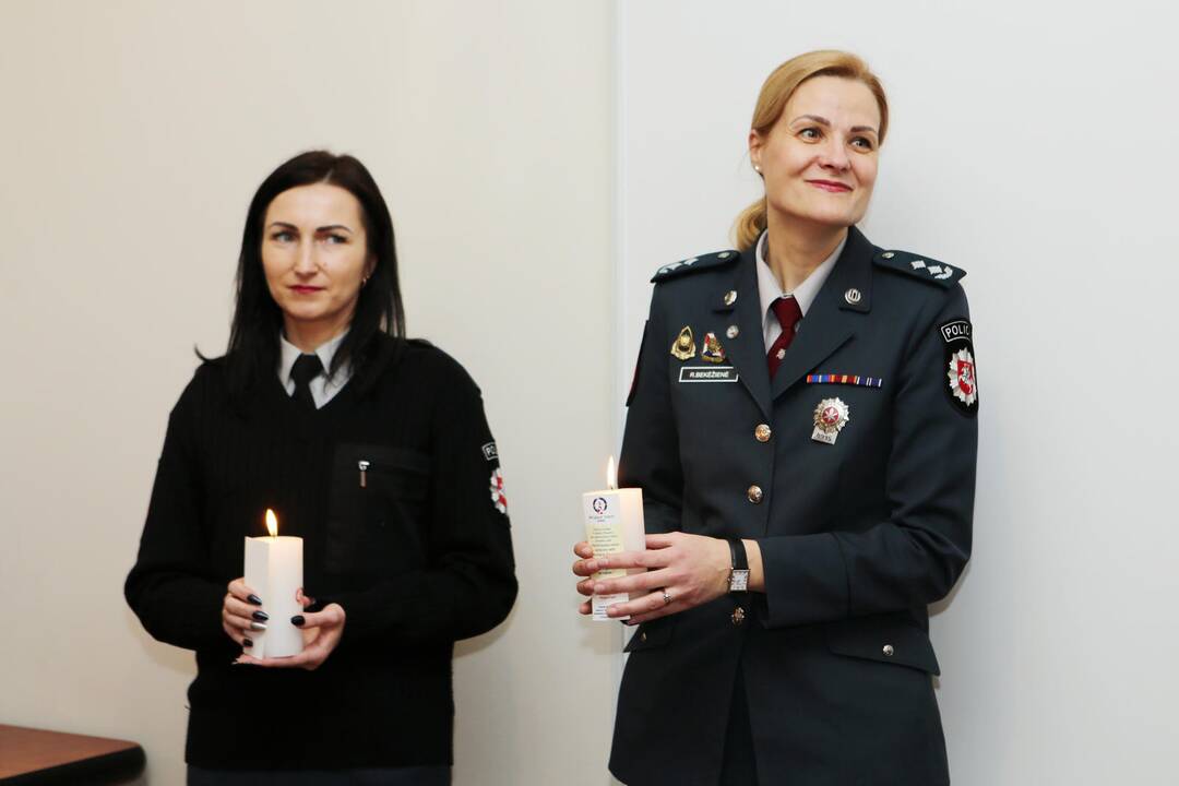 Skautai įteikė merui Betliejaus taikos ugnį