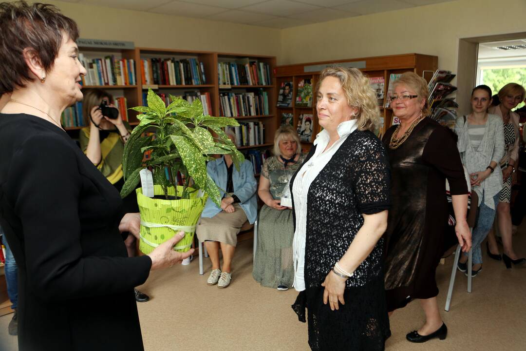 Duris atvėrė suremontuota biblioteka