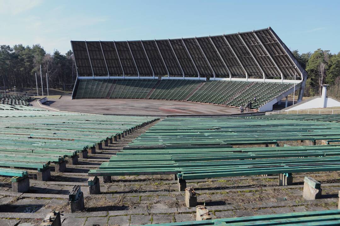 Komisija apžiūrėjo vasaros estradą