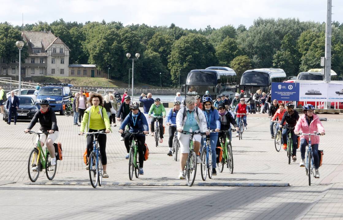 Klaipėdoje – pirmasis kruizinis laivas