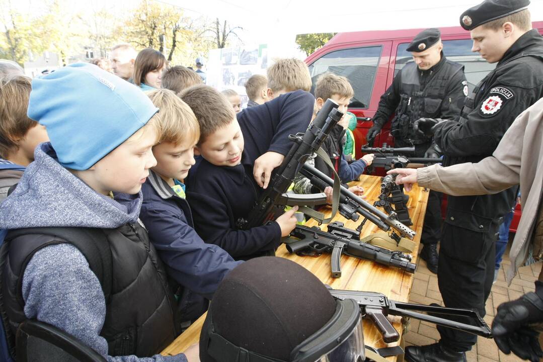 Policininkai minėjo profesinę šventę