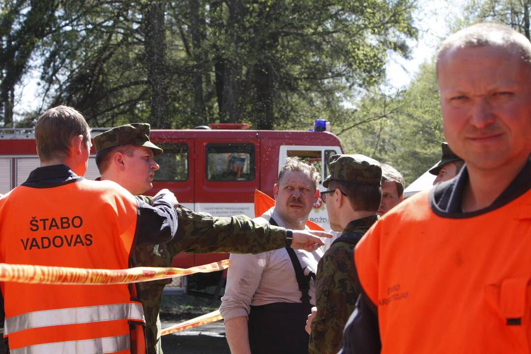 Kuršių nerijos gaisrą sutramdė gausios ugniagesių ir kariškių pajėgos