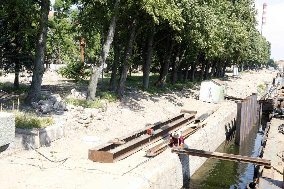 Dangės skveras: prašoma pratęsti darbų terminą
