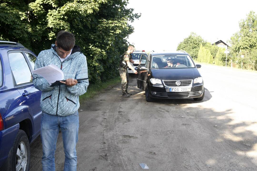 Tikrino, ar automobiliai neteršia aplinkos