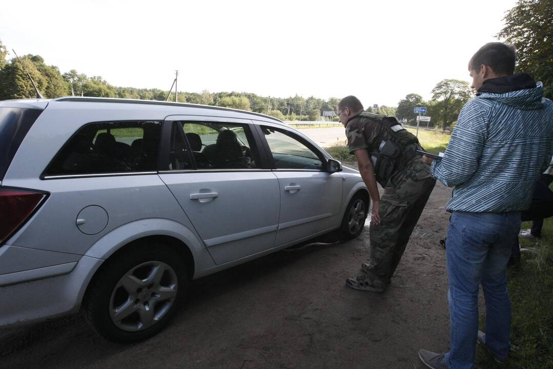 Tikrino, ar automobiliai neteršia aplinkos