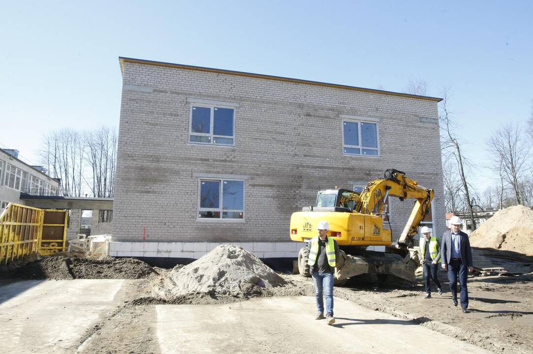 Uostamiestyje baigia pastatyti naują darželį