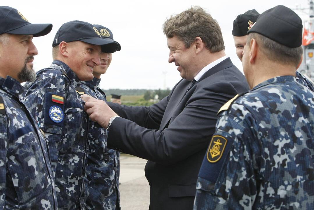 Kariai išgelbėjo per tūkstantį gyvybių