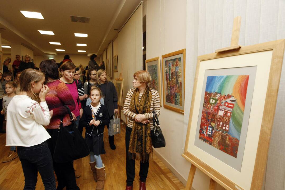 P. Domšaičio galerijoje – jaunųjų dailininkų ekspozicija