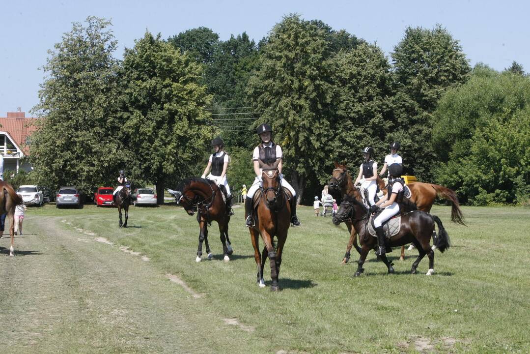 Priekulės miesto ir žirgų sporto šventė