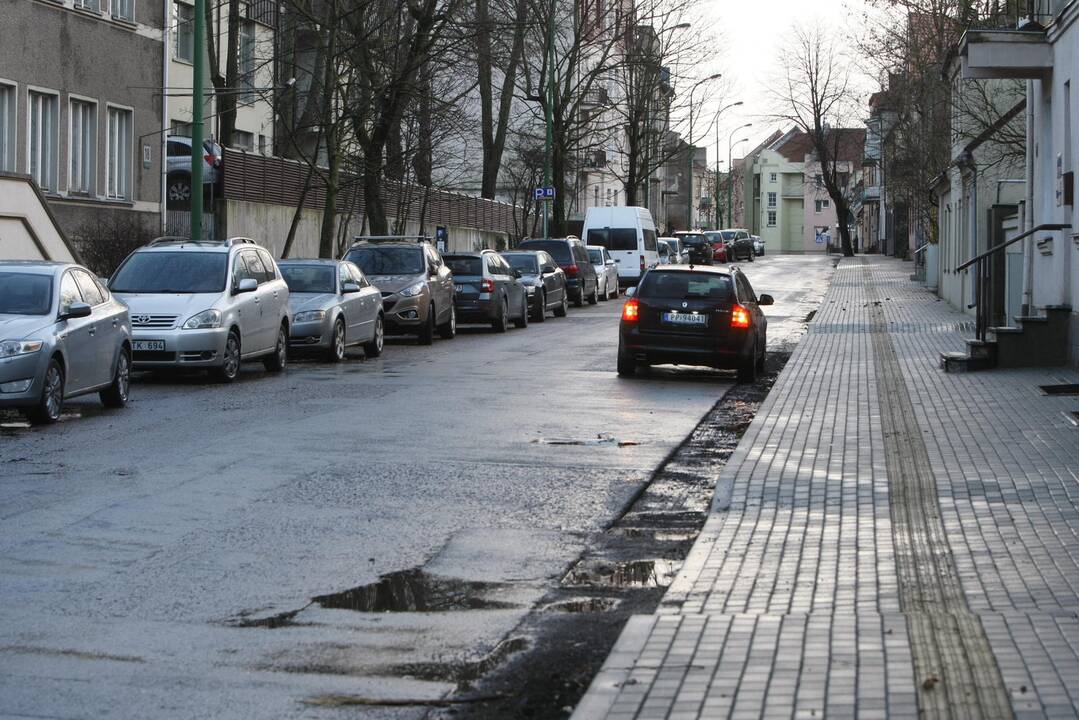 Puodžių gatvės remontas atidėtas