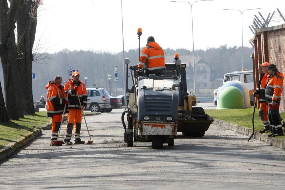 Klaipėdoje duobių remontas pradėtas anksčiau