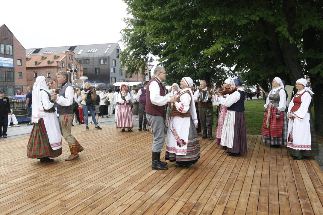 Tarptautinis folkloro festivalis "Parbėg laivelis 2016"