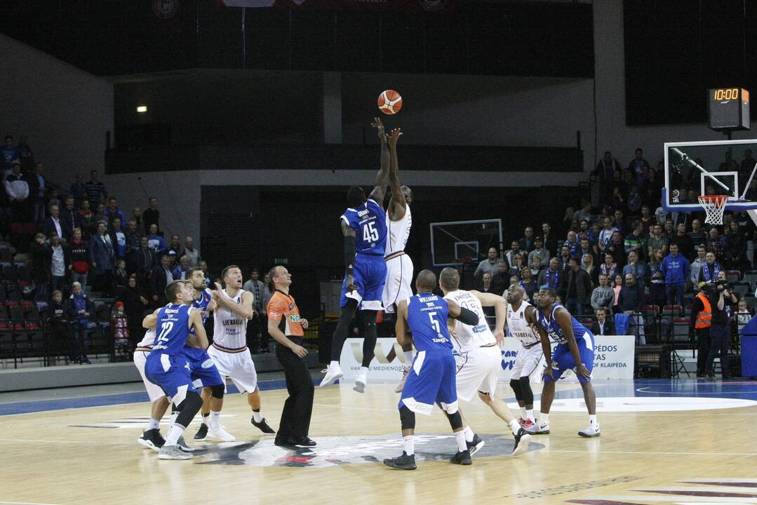 LKL krepšinio rungtynės: „Neptūnas“- „Lietkabelis“