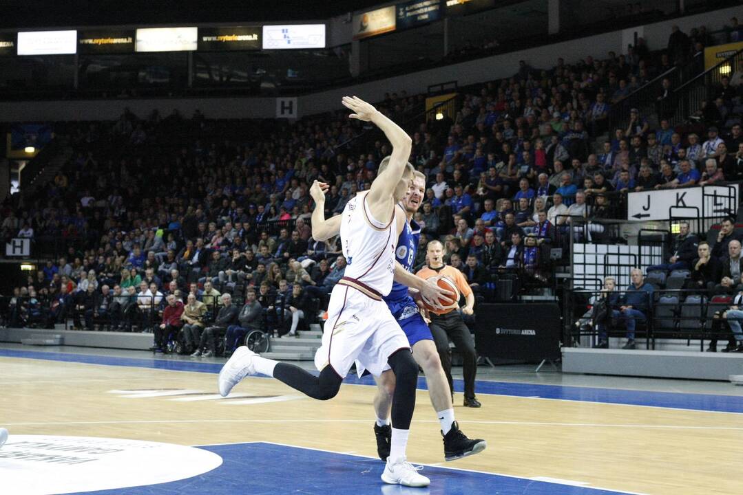 LKL krepšinio rungtynės: „Neptūnas“- „Lietkabelis“