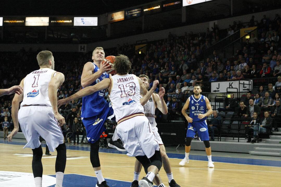 LKL krepšinio rungtynės: „Neptūnas“- „Lietkabelis“