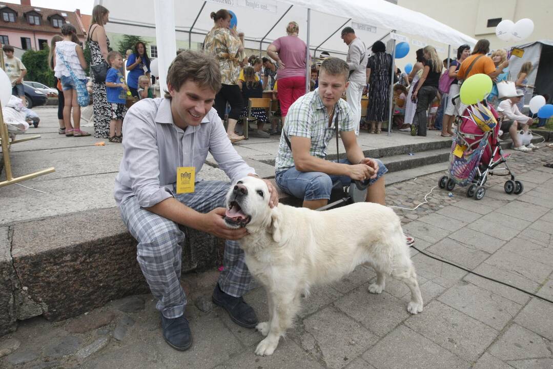 Karališkas šeimos sekmadienis