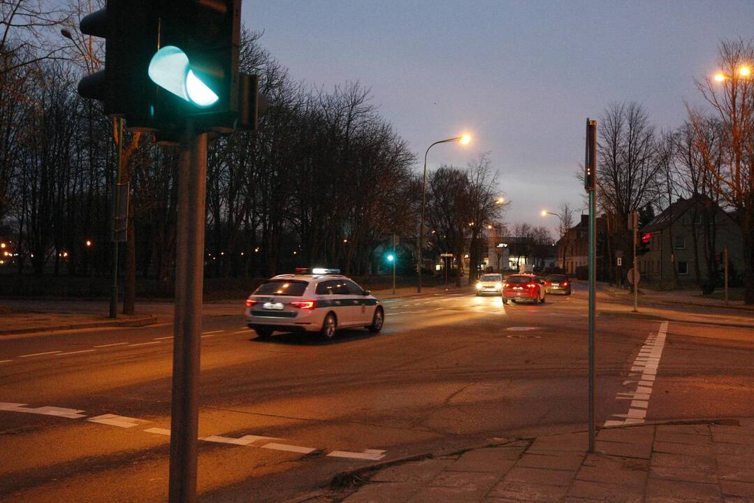 Sankryžoje – pavojus vaikams