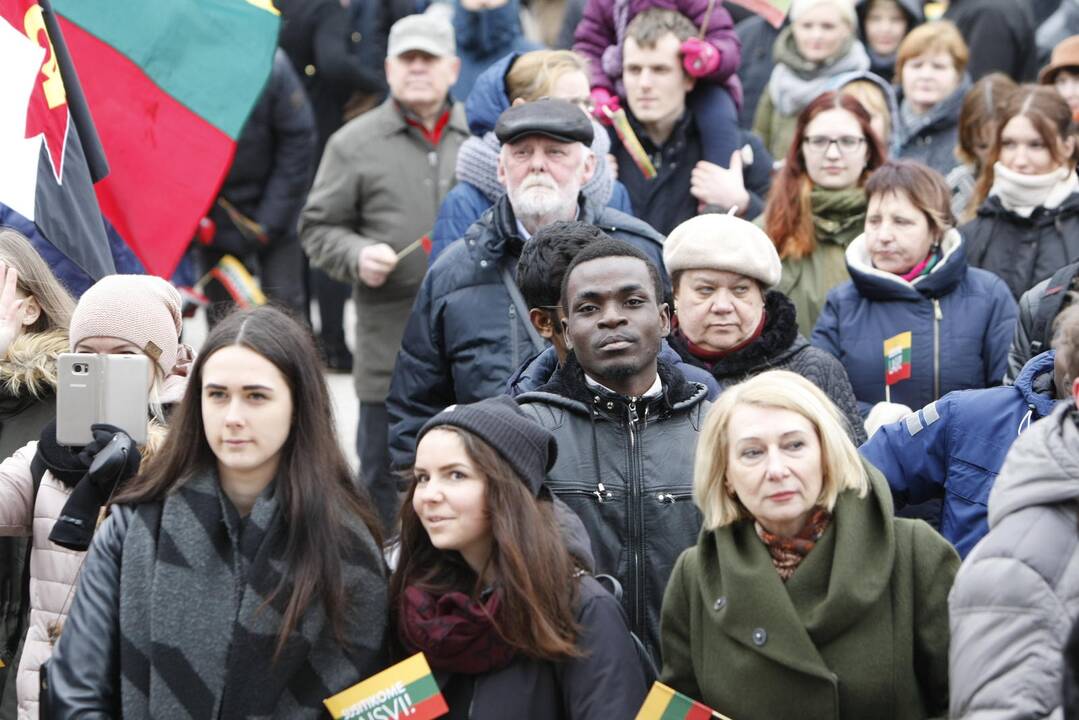 „Tautiška giesmė“ skambėjo įvairiomis kalbomis