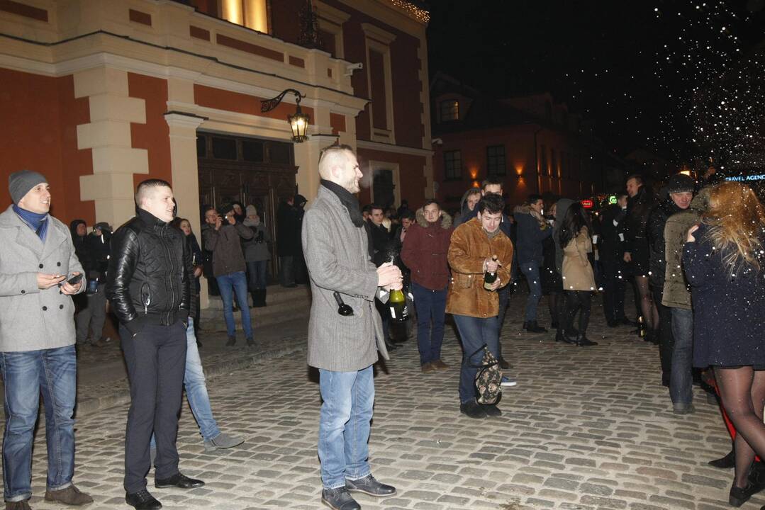 Klaipėdiečiai audringai pasitiko Ugninės Raudonosios Beždžionės metus