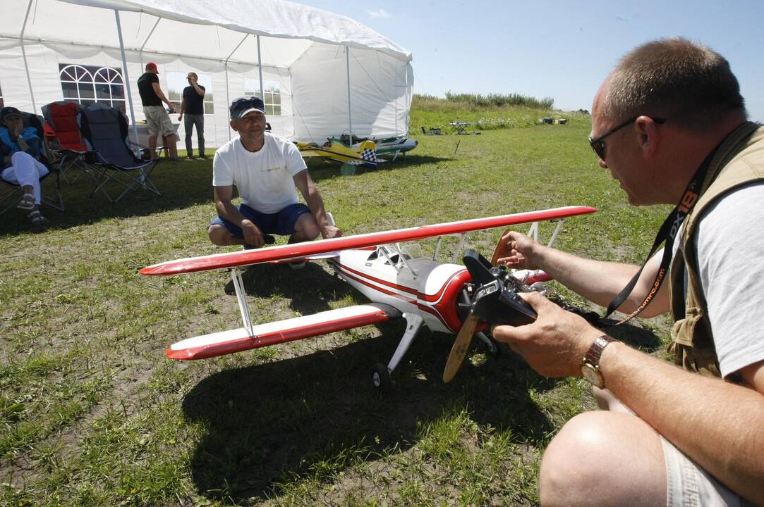 Aviamodelių varžybos Mickuose