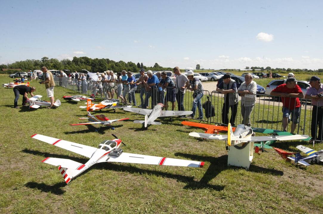 Aviamodelių varžybos Mickuose