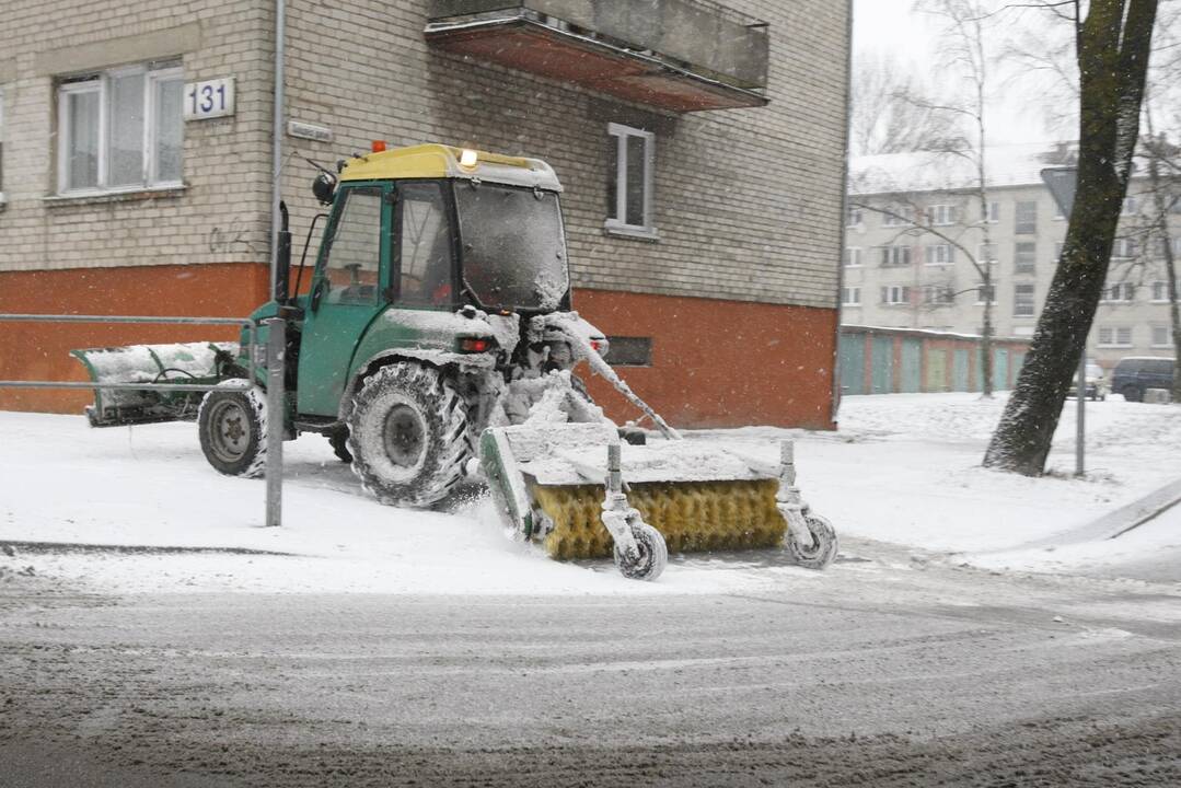 Į uostamiesčio gatves išvažiavo kelininkai