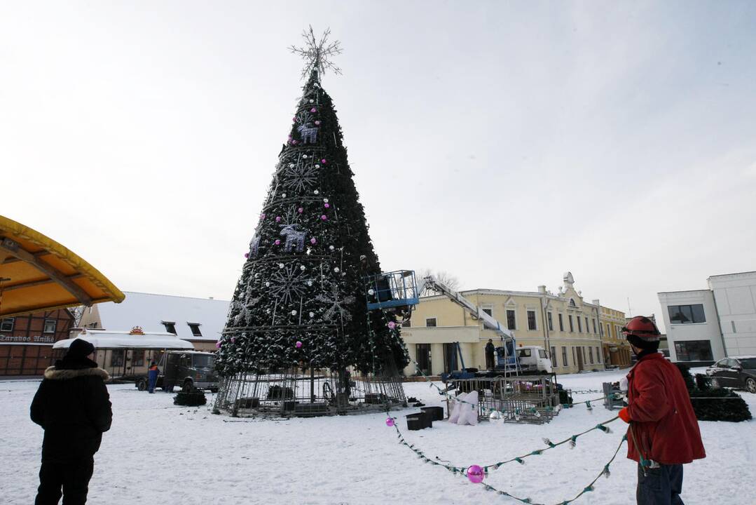 Eglės nupuošimas