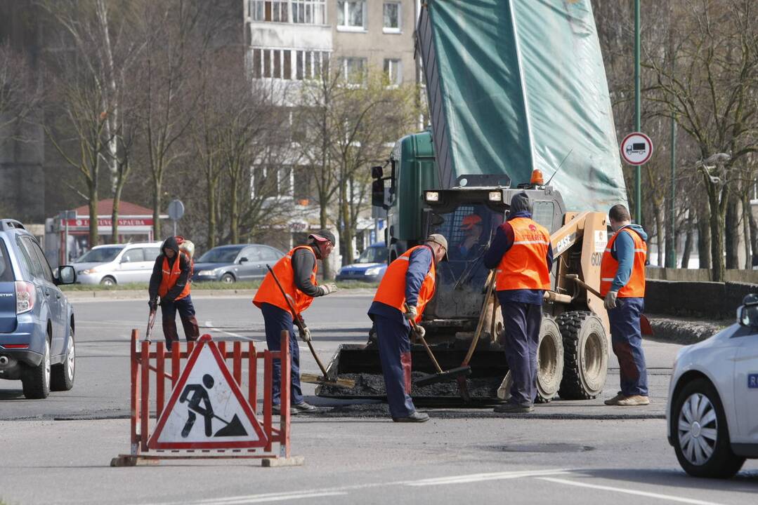 Kelininkai uostamiestyje trikdė eismą