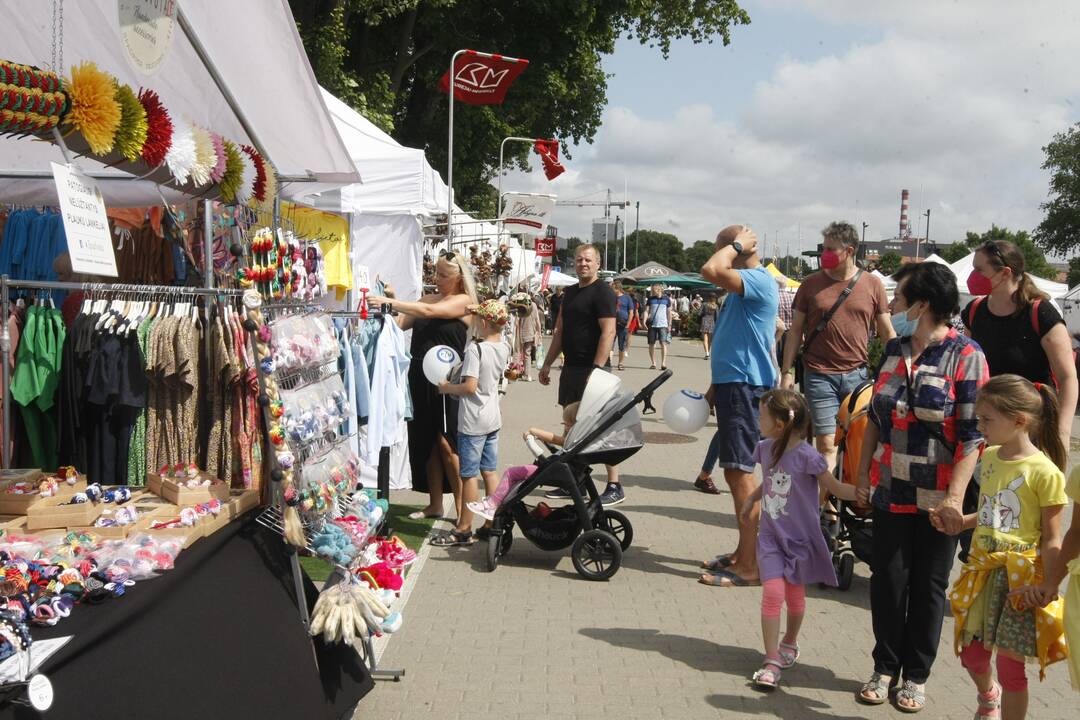 Jūros šventės mugėje – gausybė prekių