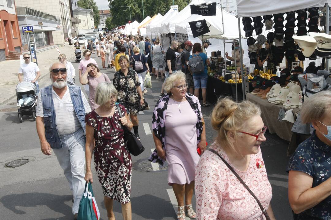 Jūros šventės mugėje – gausybė prekių