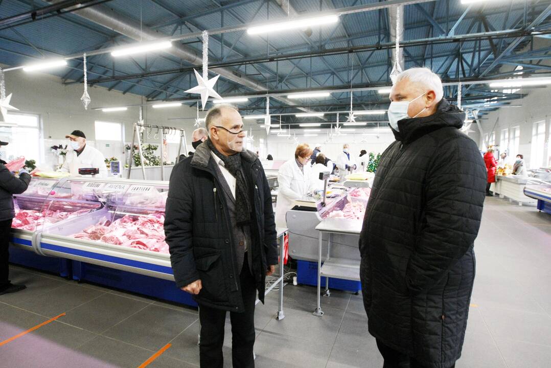 Senasis turgus kviečia į atnaujintą halę